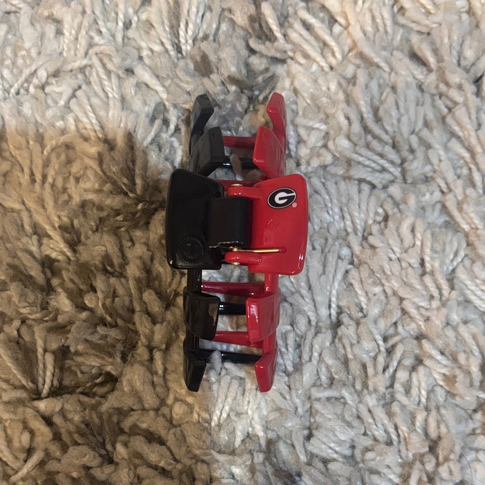 Georgia Bulldogs Red and Black Hair Claw Clip